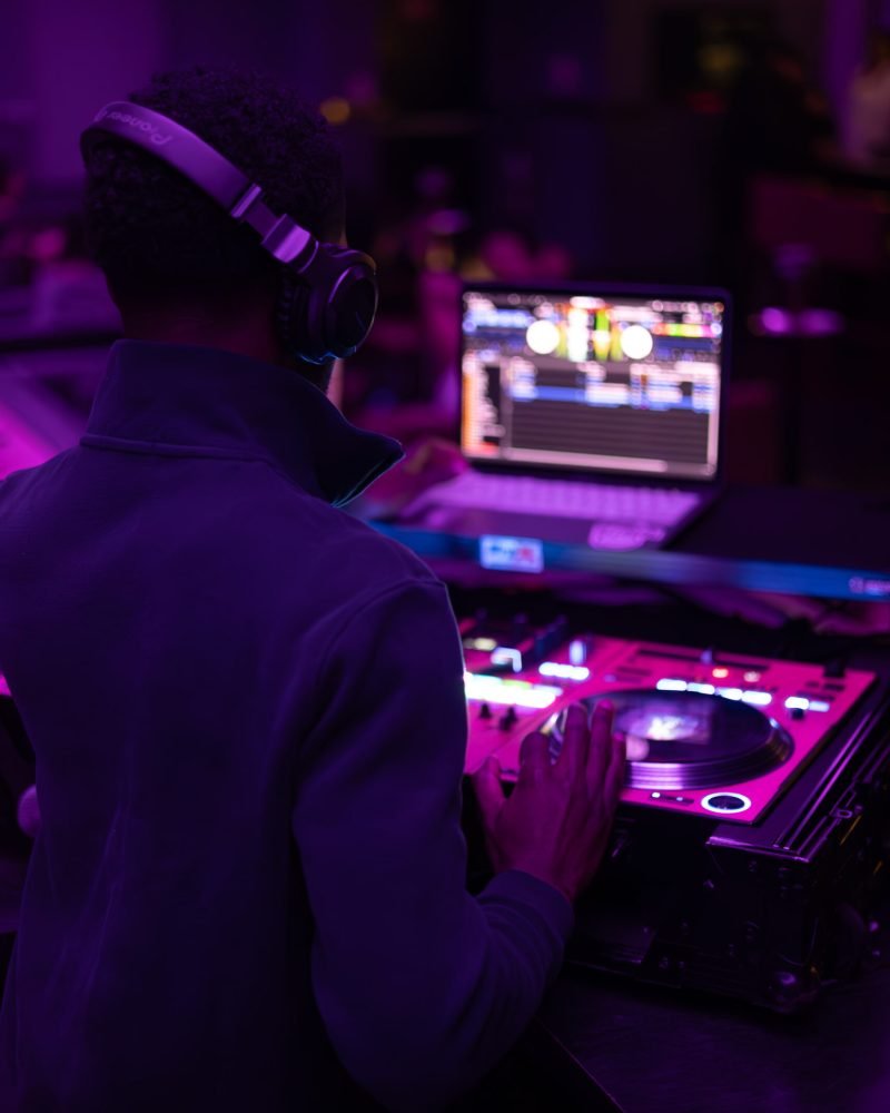 2L1A2719-Enhanced-NR (1)